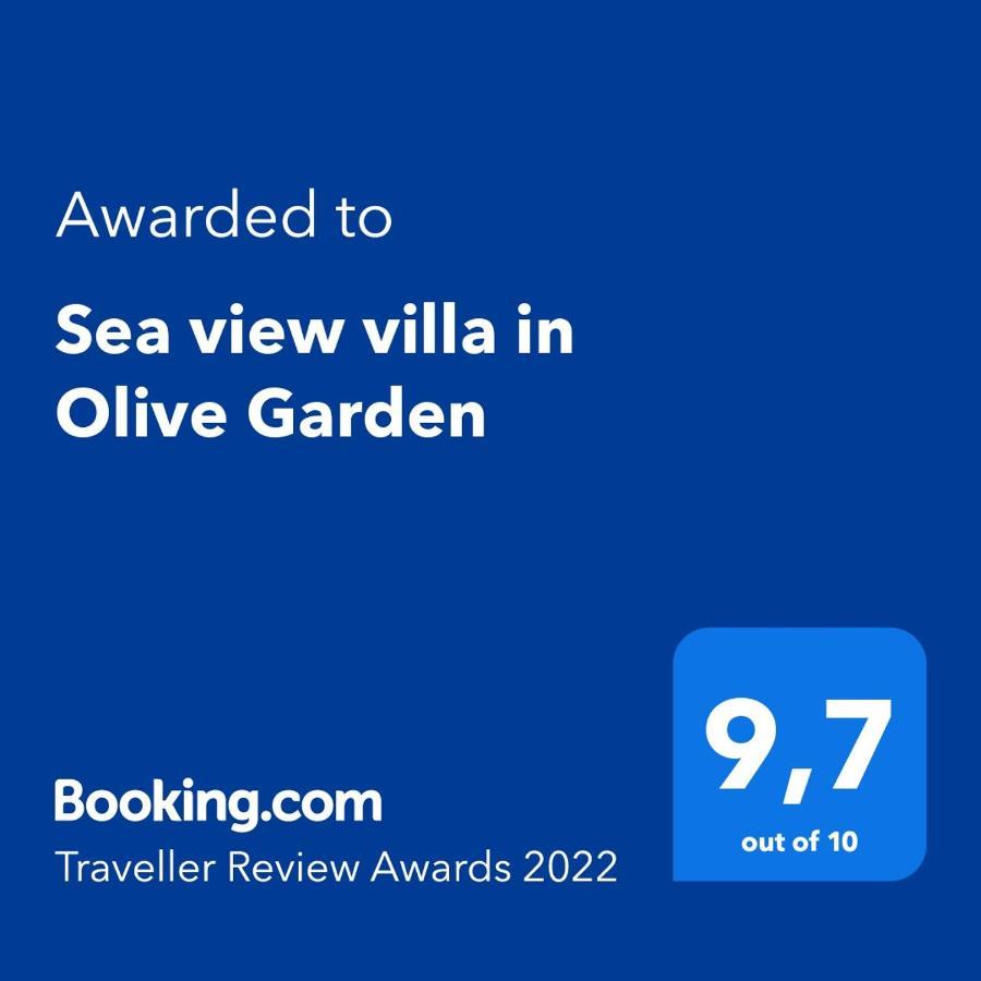 Sea view villa in Olive Garden Nea Kallikrateia Exteriör bild